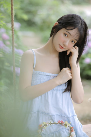 被蛇钻进子宫后不停生产的小说叫什么